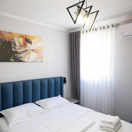 Tier Hotel Tirana Extérieur photo
