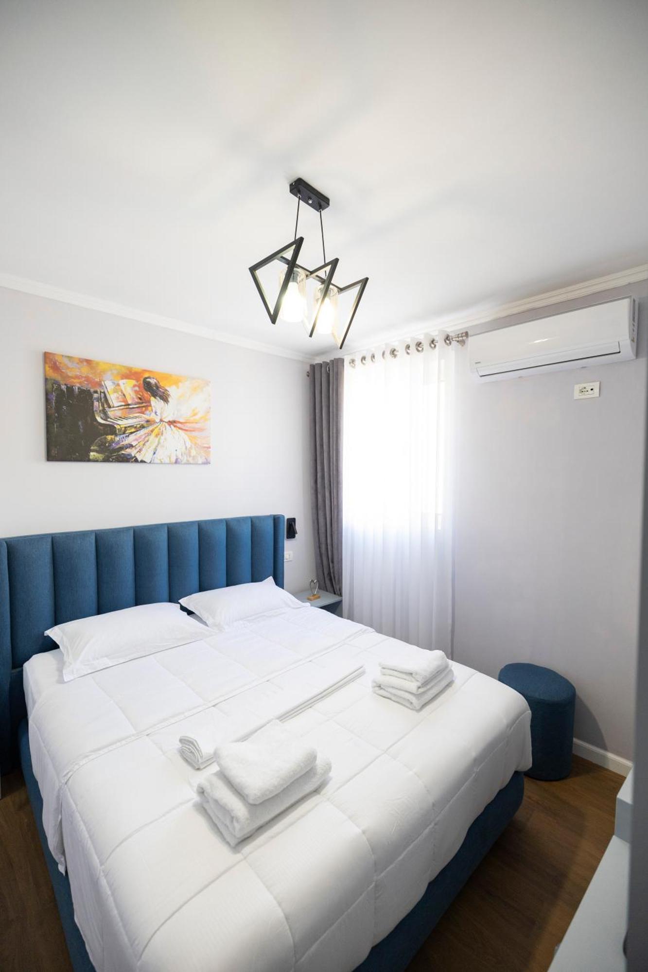 Tier Hotel Tirana Extérieur photo