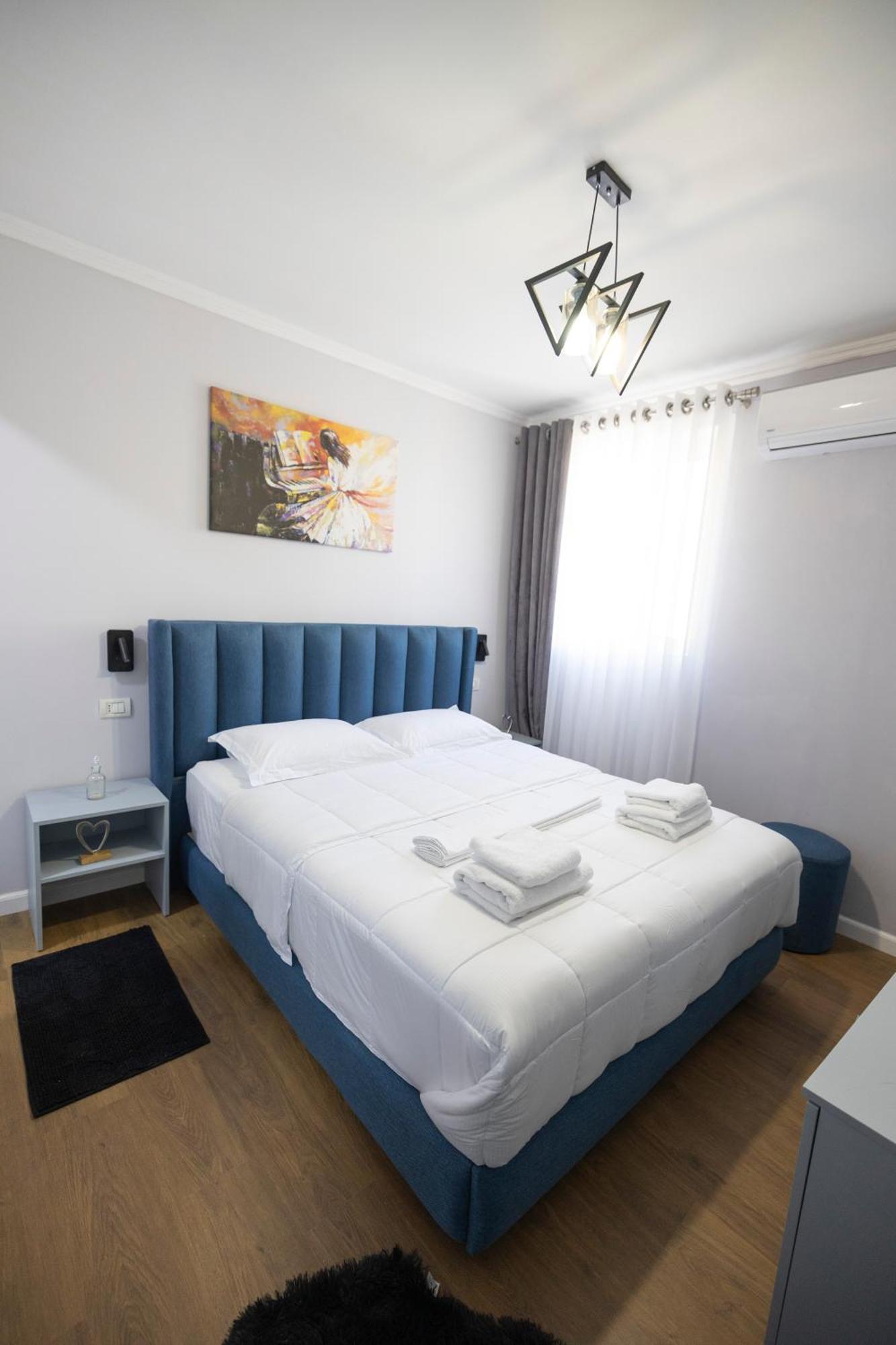 Tier Hotel Tirana Extérieur photo