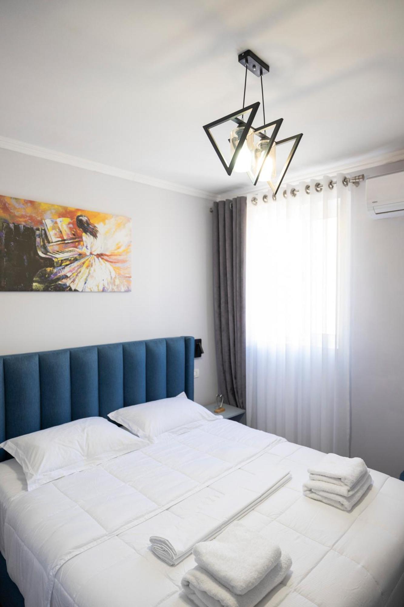 Tier Hotel Tirana Extérieur photo