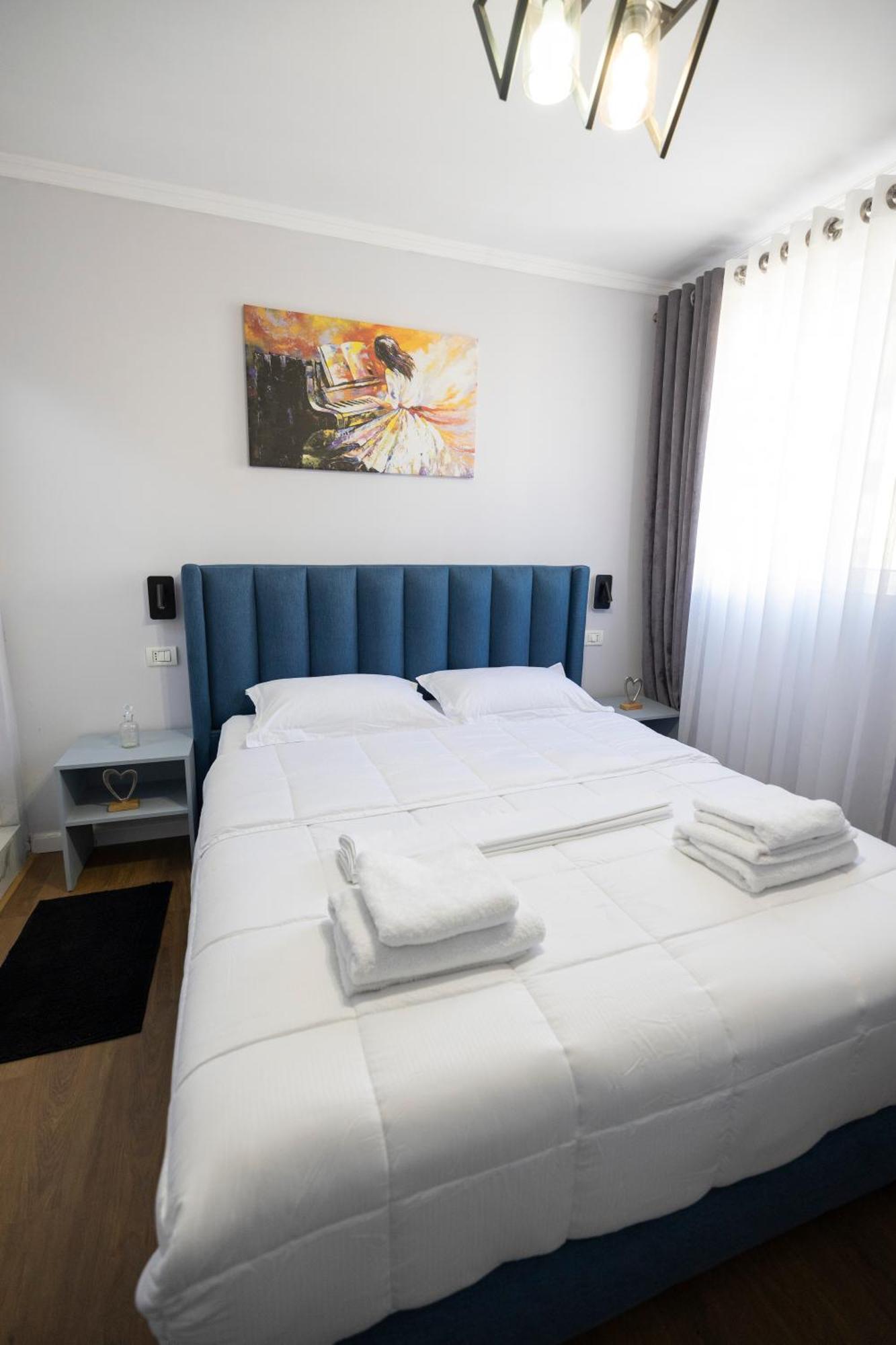 Tier Hotel Tirana Extérieur photo
