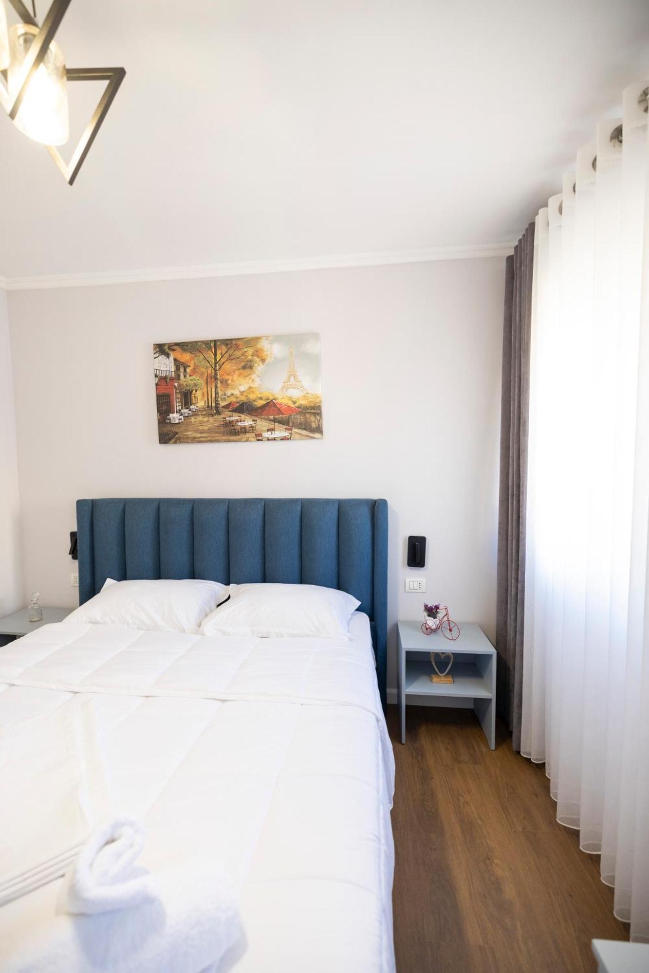 Tier Hotel Tirana Extérieur photo