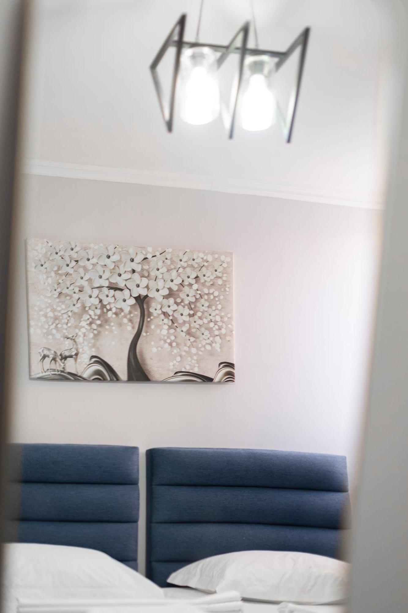 Tier Hotel Tirana Extérieur photo